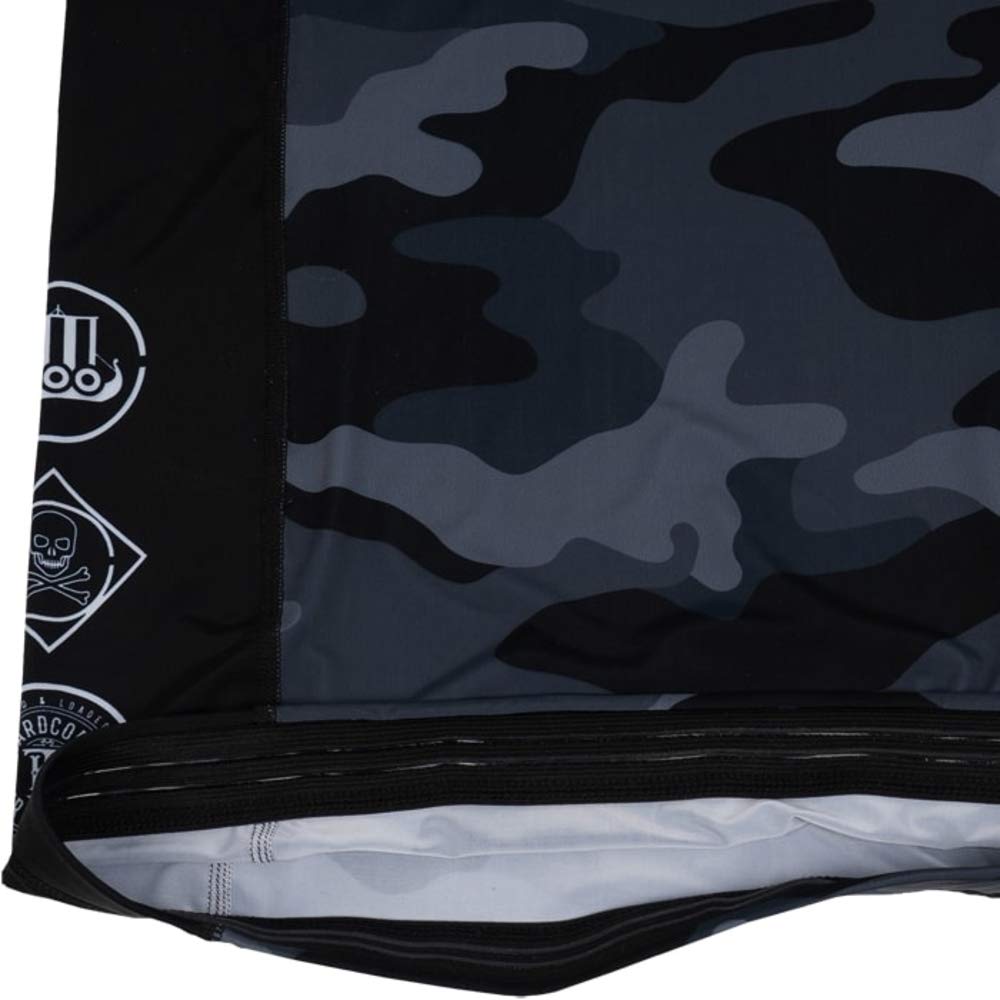 Hardcore Training Night Camo 2.0 Rash Guard Women Chemise de Compression à Manches Longues Femme Fitness Yoga Pilates Gym Faire des Exercices MMA No Gi