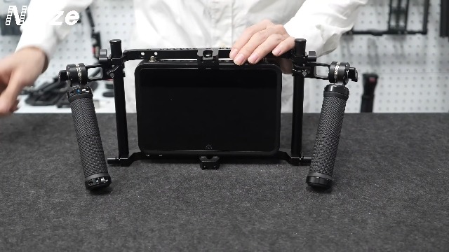 Amazon.com : Nitze Director's Monitor Cage with Adjustable Handles