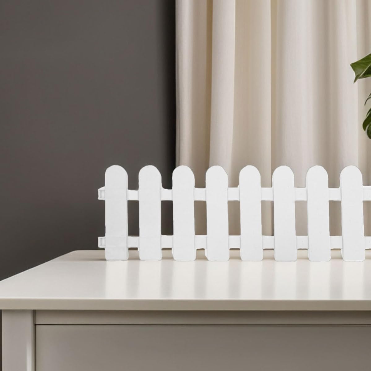 Outanaya 6 Pcs Plastic Small Animals Fence for Garden and Yard, Portable and Detachable Pet Puppy and Small Pets Enclosure, Natural Environment Simulation Outdoor Border Fence