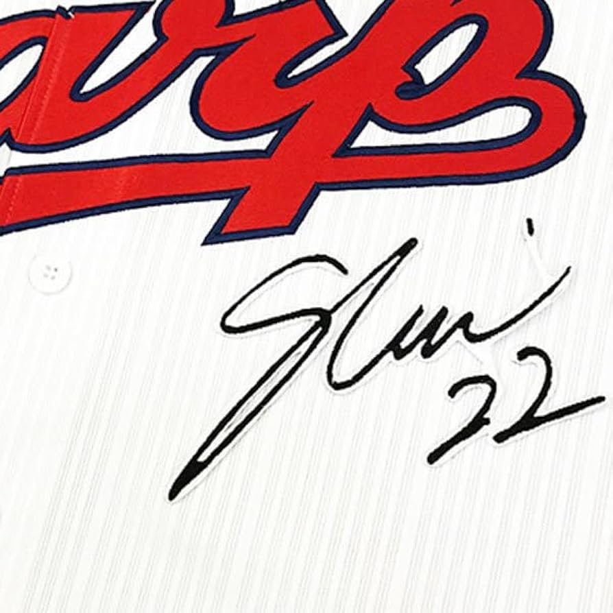 広島カープ中村奨成選手（旧背番号22）サイン入りハイクオリティユニフォーム未着用 広島カープ中村奨成選手（旧背番号22）サイン入りハイクオリティ