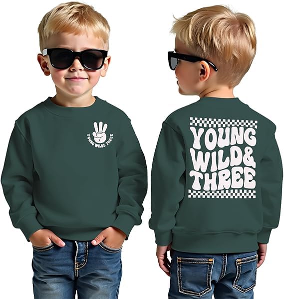 BOUTIKOME 3. Geburtstag Jungen Sweatshirt Young WILD&Three...