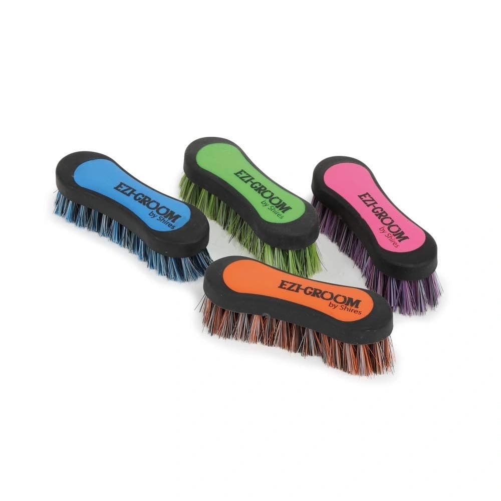 Shires 1485 Ezi-Groom Small Grip Face Brush Burgundy