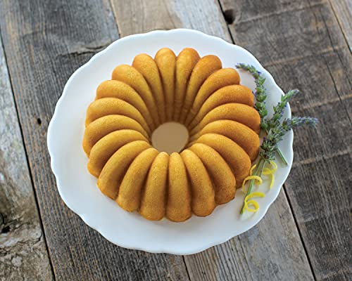 Image of Nordic Ware Elegant Party Bundt Pan, 22.3 x 9.3 cm, Gold (Pack of 3)