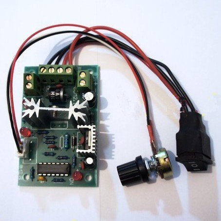 Firgelli Automations Dc Motor Speed Regulator Controller with Direction Switch