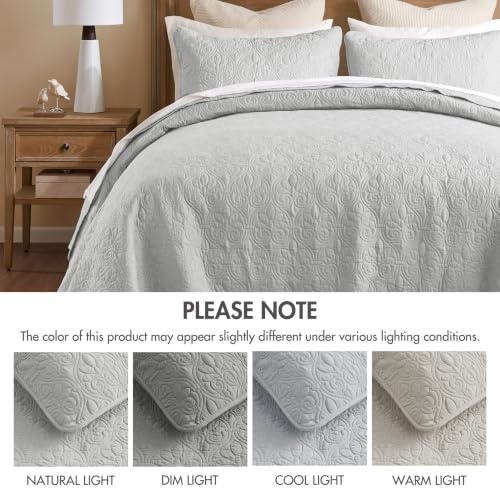Madison Park Queen Quilt Bedding Set, Cottage-Inspired Damask, 3PC by Madison Park - Used condition - Image 8