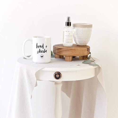 Miniatura 6 de The Cotton & Canvas Co. Manhattan Wreath - Taza de café personalizada con monograma de porcelana, taza de café de cerámica. Regalo para ella, regalo