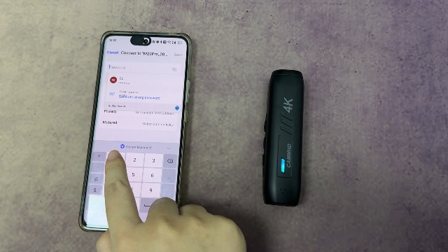 Amazon | CAMMHD C2 4K ビデオカメラ 2200mAh 5〜7時間の作業 ボディ