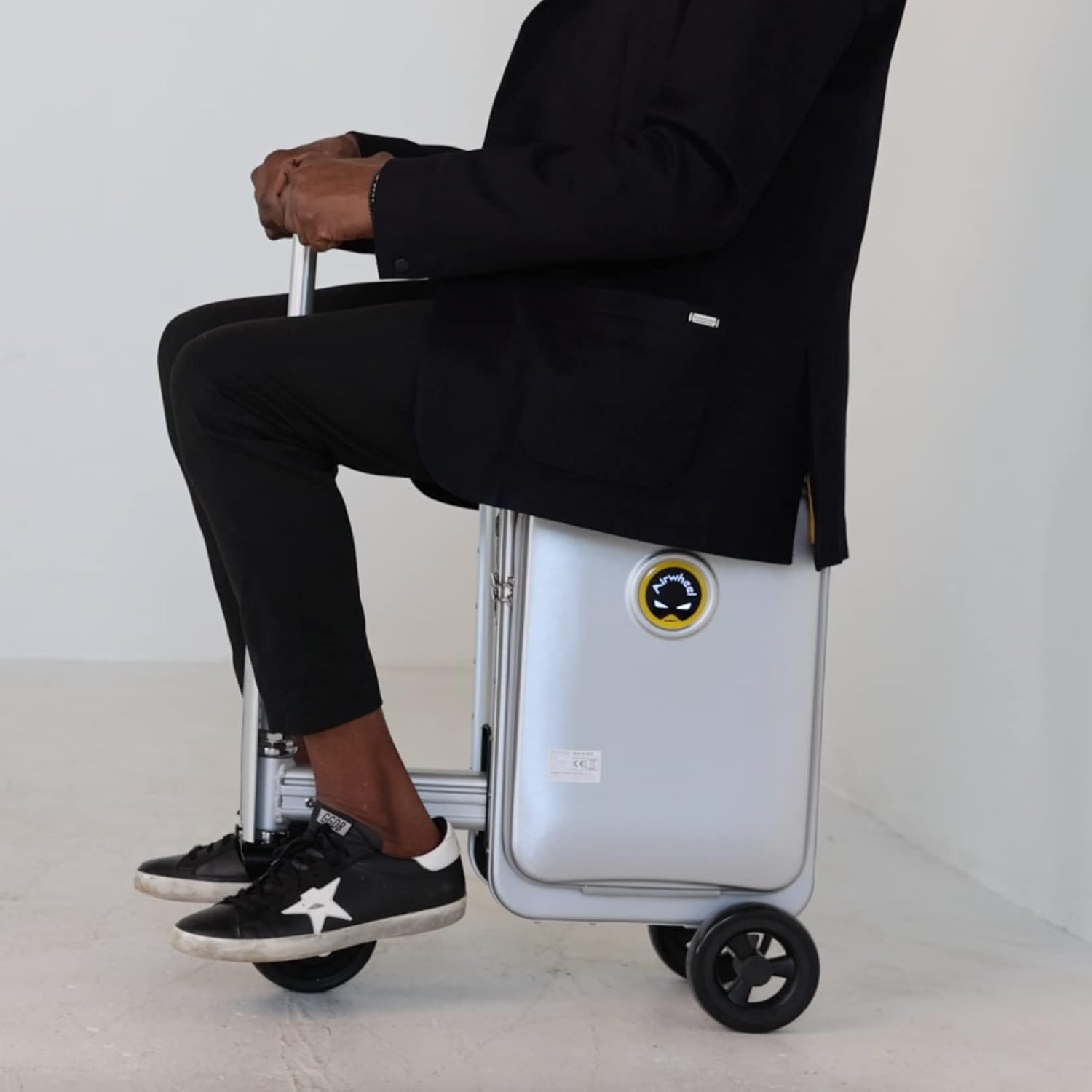 review SE3S Airwheel Smart Rideable Suitcase, Lightweight Electric Luggage Scooter For Travel With Digital Lock, Waterproof And Lightweight