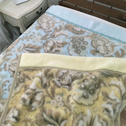 [2枚組]吸湿発熱あったかボリューム2枚合わせ毛布 シングル 約140×200cm ×1セット(ベージュ1枚・グリーン1枚)