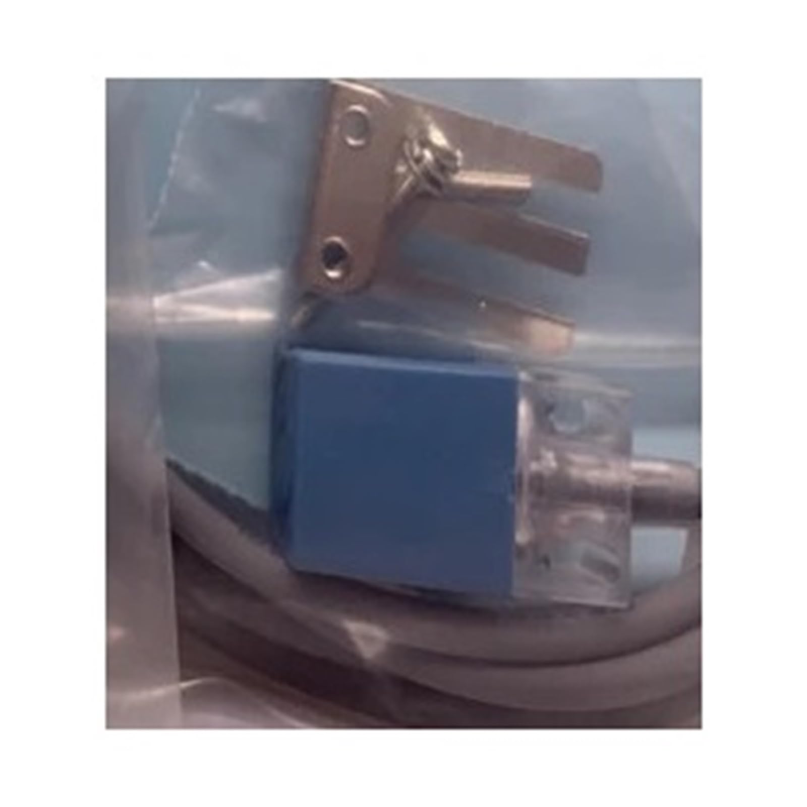 Détecteur HTL-Q05N1S-S pour guidage de convoyeur industriel