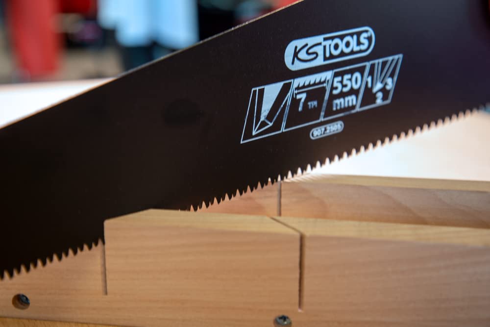 KS Tools 907.2505 Heavy Duty Egoine Saw 550mm, 3 Cutting Angles 7TPI, Dual-Material Handle Cope, White - Image 4