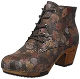 What a wonderful winter with woody… Nie mehr kalte Füße dank der woody Winter-Holzschuhe für Damen. Die Holzsohle unserer Winterkollektion isoliert perfekt und bietet Ihnen durch die kuschelig-warme Fütterung sogar bei Minusgraden ein perfekt temperiertes Fußklima. Holz schützt am besten gegen Kälte, weshalb die woody Holzschuhe auch ein idealer Warmhalter sind.
