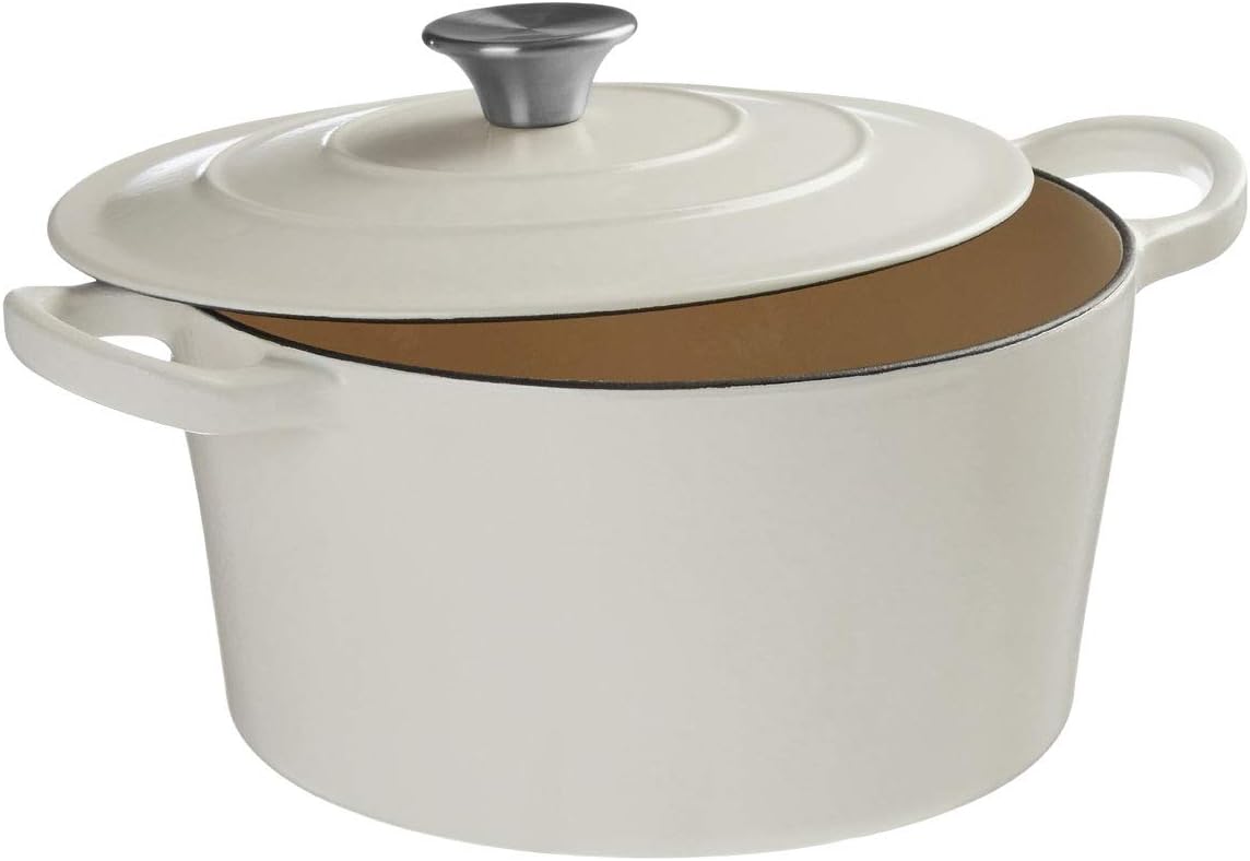 Hygge Casserole Dish, Matte White/Cream, Cast Iron, Medium, 2.7 Litres - Image 5