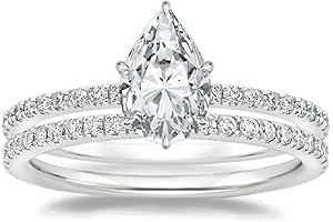 Exquisite 3 Carat Pear Cut Moissanite Engagement Ring Set