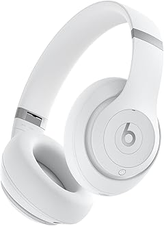 Beats Studio Pro –Bluetooth Noise Cancelling Headphones – Personalised Spatial Audio, Apple & Android Compatibility, Up to 40 Hours of Battery Life - Matte White