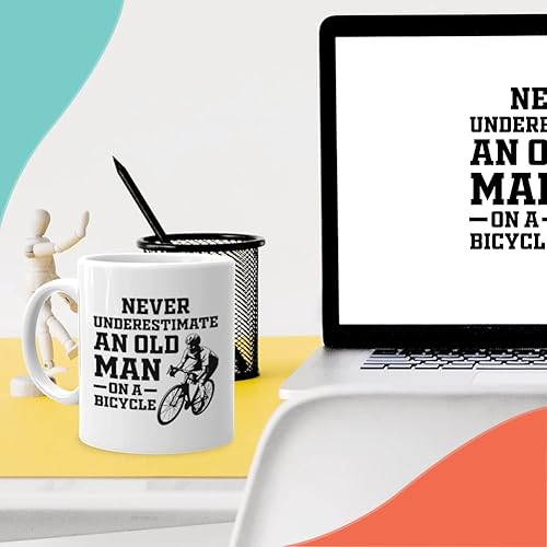 Miniatura 6 de Bubble Hugs Biker Dad - Taza de café con texto en inglés «Never Underestimate an Old Man on a Bicycle – Bicycle Biker Cycling Grandpa Father's Day