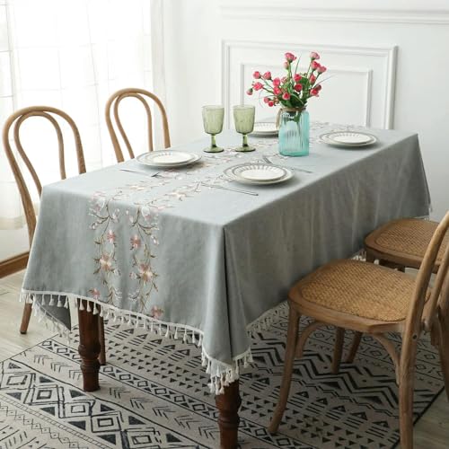 Nappe rectangulaire bleue brodée pour protéger et décorer votre table