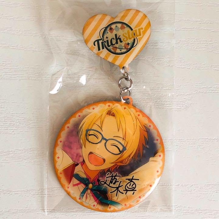 Amazon | Trickstar【遊木真】 スマイルすうぃんぐバッジ | バッジ