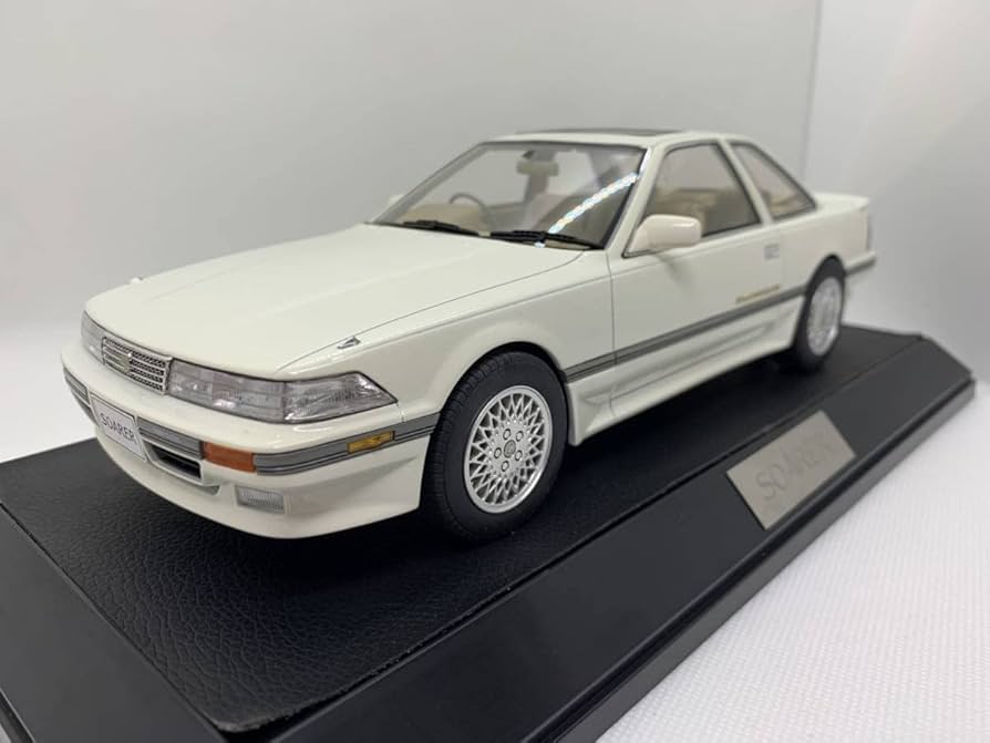 Toyota Soarer 2.0 GT (Z10) ホワイト 1:18スケール 3703-1_1024x1024_2x_56bb169b-