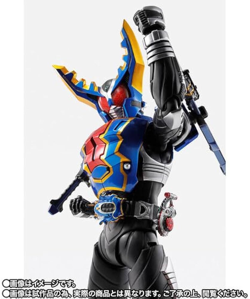 Amazon | S H.Figuarts 真骨彫製法 仮 面 ラ イ ダ ー ガタック