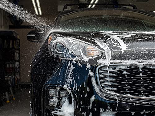 Image of Meguiar's Car Wash Bundle - 1 Gallon Ultimate Wash & Wax, Car Wash Soap with Additional Wax Protection and Microfiber Mitt, Premium Car Wash Mitt - The Perfect Car Wash Kit
