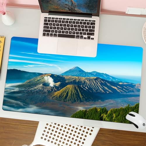 QRFASFZO Tapis de Souris Gaming - 30x80 cm - Tapis de Souris Esports - Ne Glisse jamais - Couverture complète du Bureau - Volcan du Mont Bromo au Lever du Soleil à Java Oriental en Indonésie.