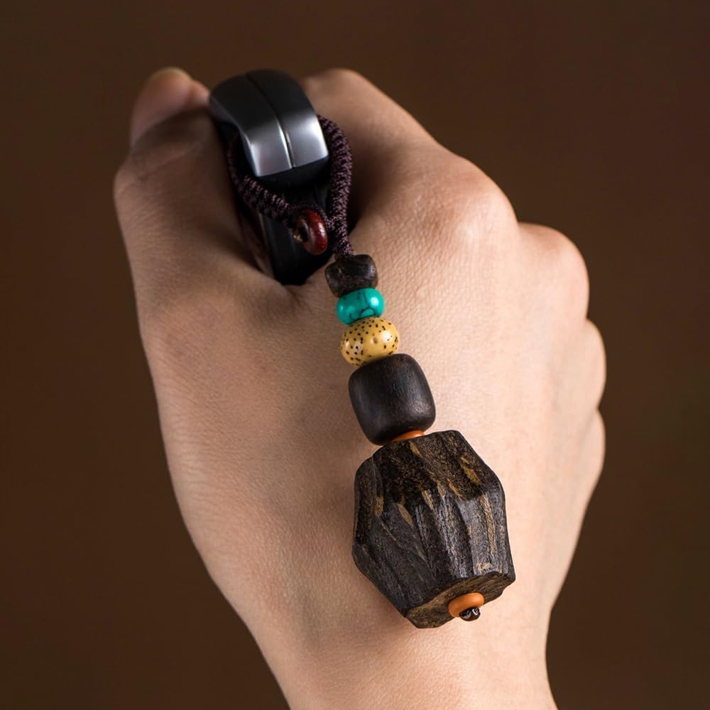 Portachiavi per Auto Ciondolo portachiavi for auto in legno di agarwood, anello personalizzato for uomo e donna, decorazione for zaino