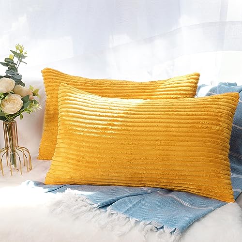 CALIYO Kissenhülle Kord Uni 2er Set, Kissenbezug 30x50 Kissenbezüge für Zierkissen Dekokissen Sofakissen Couchkissen in vielen Farben. CALIYO Kissenhülle Kord Uni 2er Set, Kissenbezug 30x50 Kissenbezüge für Zierkissen Dekokissen Sofakissen Couchkissen in vielen Farben.