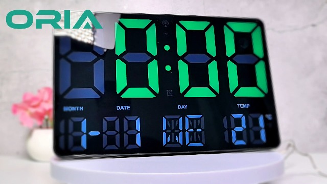 ORIA Orologio Da Parete Digitale 16'' Con Telecomando: Grande Display LED Con Svezia, Doppia Allarme E Temperatura - Verde - 3