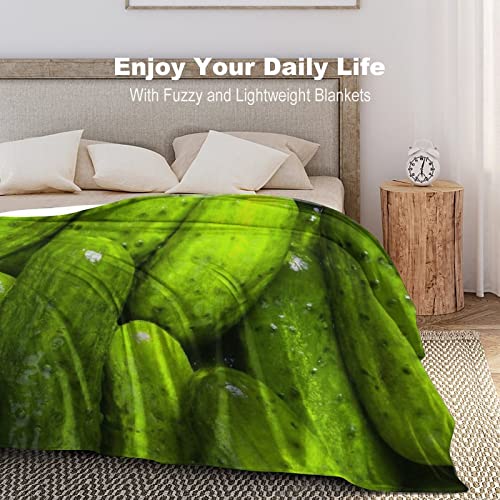 3D Funny Realistic Food Green Pickles Cucumbers Flannel Fleece Throw Blankets 50"X40" Soft Cozy Fluffy Winter Fall Blanket Cozy Soft Fuzzy Plush Home Decor For Couch Bed Sofa Living Room Bedroom #TOP3