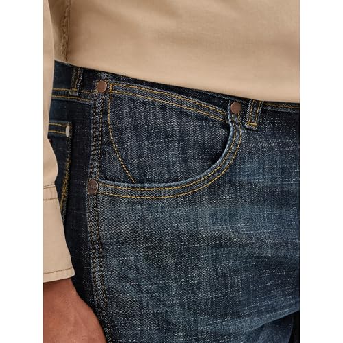 Image of Wrangler Men's Retro Slim Fit Straight Leg Jean