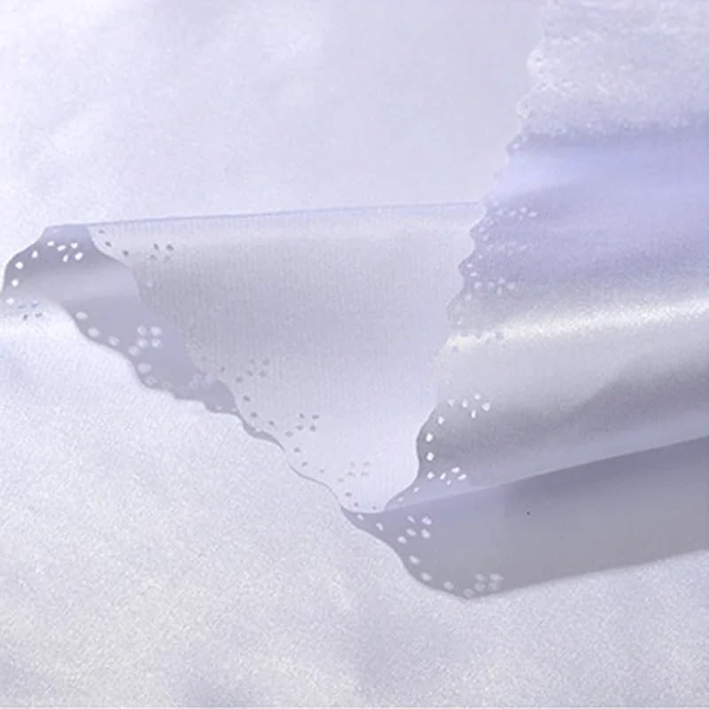 Servilletas de satén de alta calidad en color blanco para eventos exclusivos