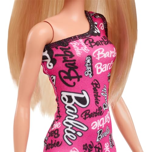 Barbie Muñeca de moda con pelo rubio y liso, vestido con un hombro al descubierto y zapatos rosas con el logotipo - Para niños y niñas + 3 años, HRH07