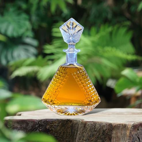 Makerflo Whiskey Decanter 23 oz Customizable with Airtight Stopper Set of 1| Liquor Decanter Bottle for Wine Scotch Bar Home Decoration, Ideal for Personalization- Laser Engraving UV DTF Vinyl Epoxy