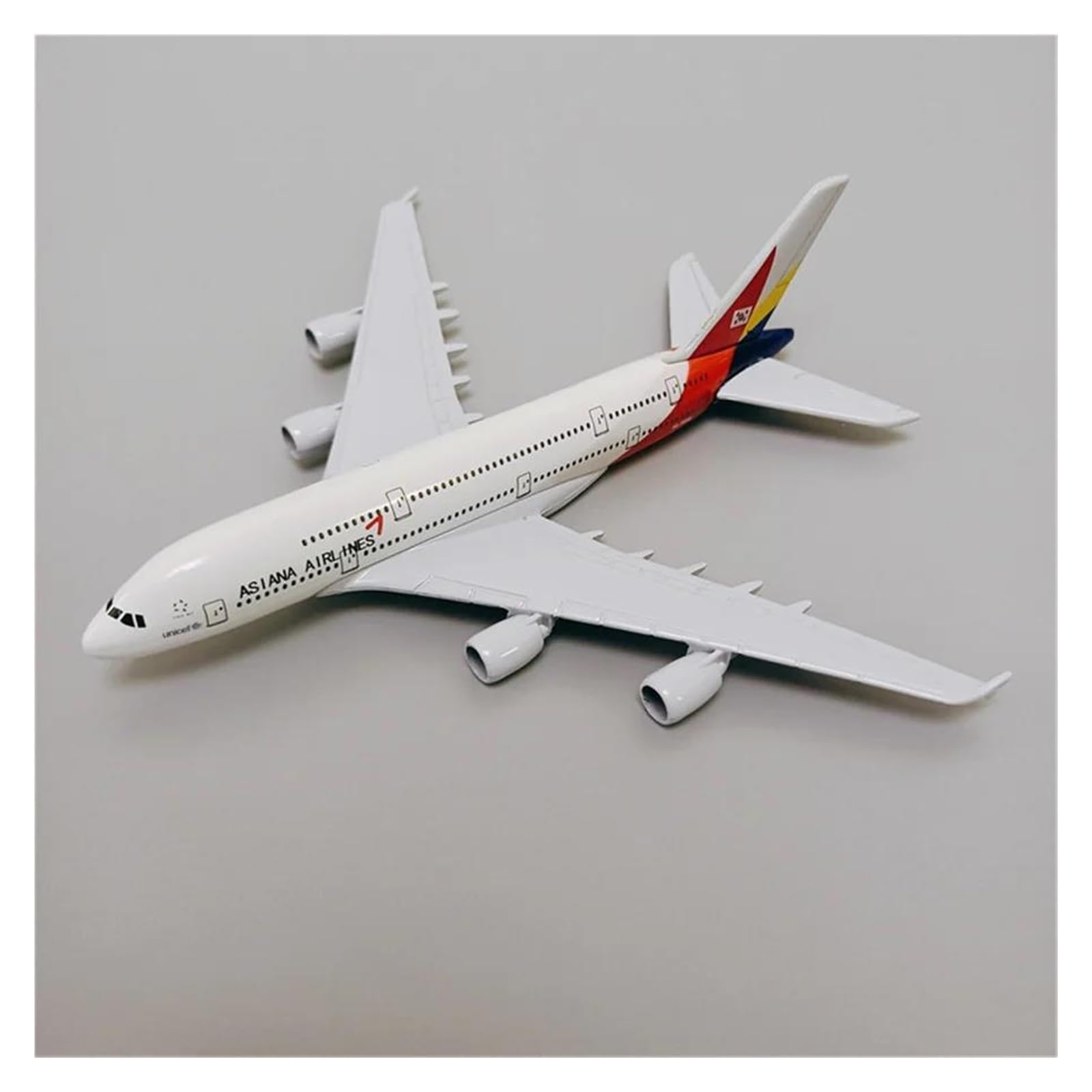 Amazon.co.jp: 飛行機模型飛行機おもちゃの飛行機模型 合金金属大韓