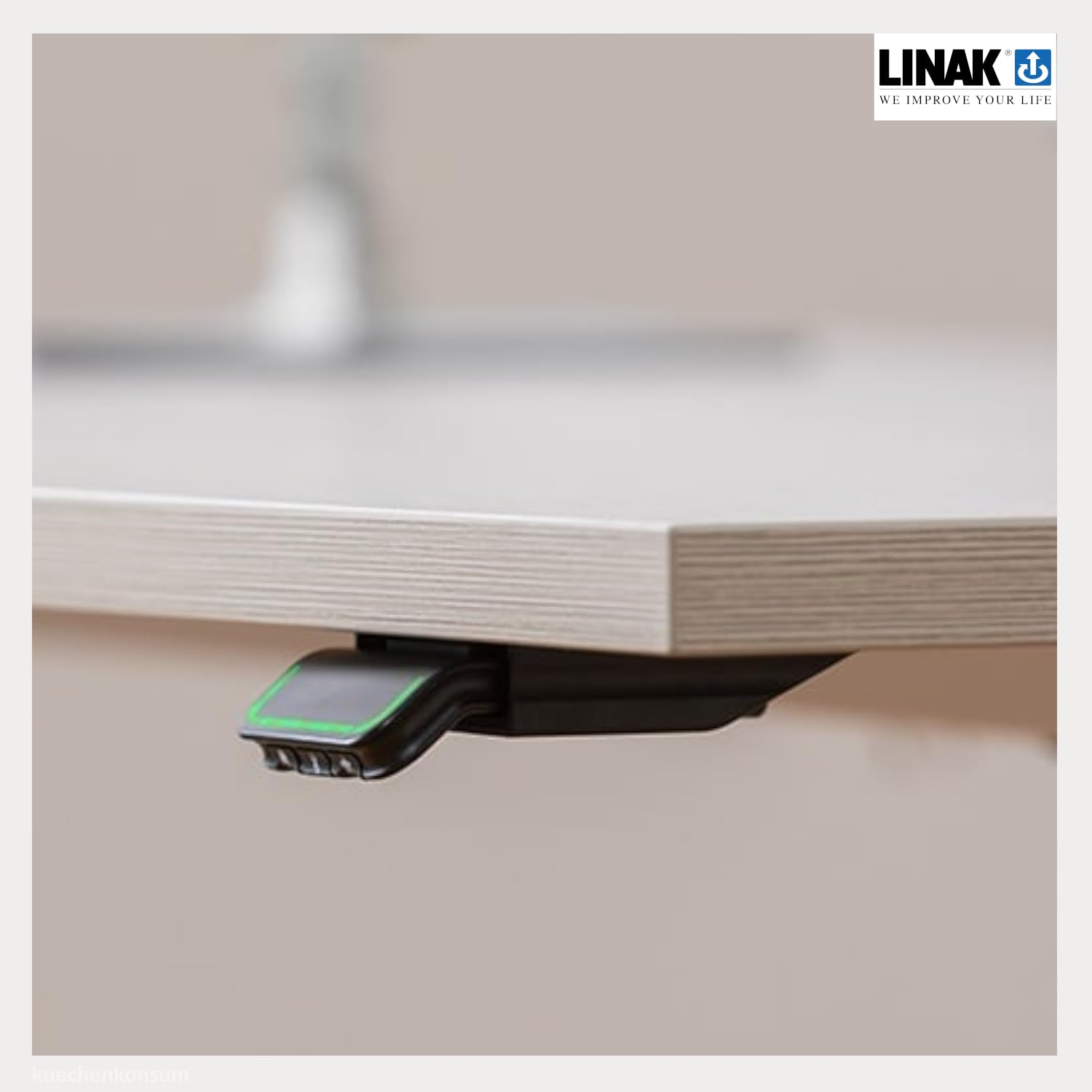 Linak Desk Panel DPG1C02 | Smarte Steuerung für höhenverstellbare Schreibtische | Bluetooth & LED-Anzeige | Ergonomisches Bedienelement mit Auf/Ab-Tasten | Einfache Montage | Modernes Design für Büro