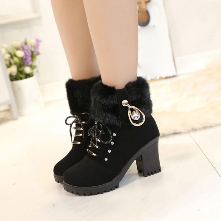 Women's thick boots - warm, metal design, comfortable for daily use, suitable for outdoor activities, snowy conditions.