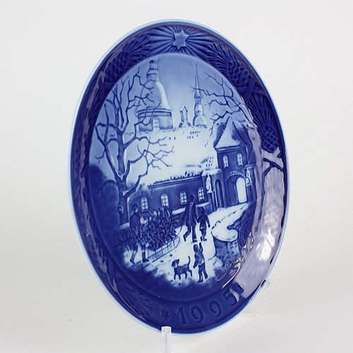 Amazon.co.jp: 1995年 ロイヤルコペンハーゲン イヤープレート Amazon.co.jp: 1995年 ロイヤルコペンハーゲン イヤープレート