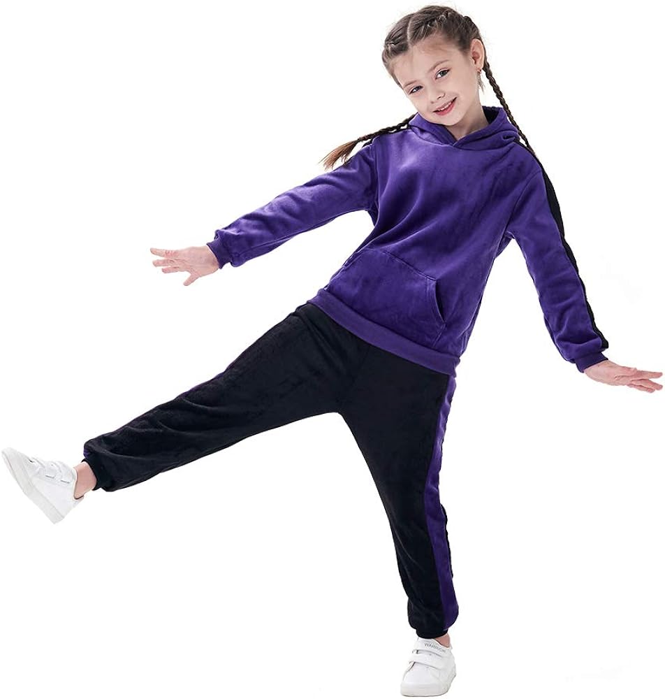 Girls velour tracksuit Clearance