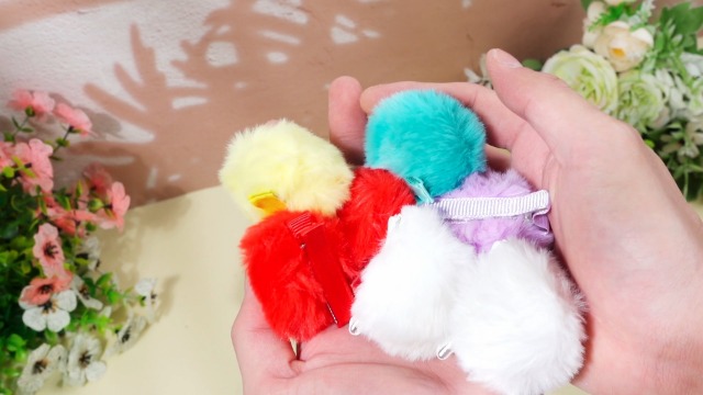 Amazon.com : WILLBOND 18 Pcs Pom Pom Hair Clip for Girls 2  display picture 2