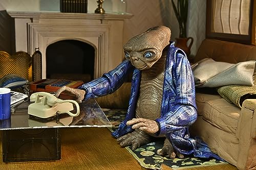 Image of NECA - E.T. - 40th Anniversary Telepathic E.T. Ultimate 7 inch Action Figure