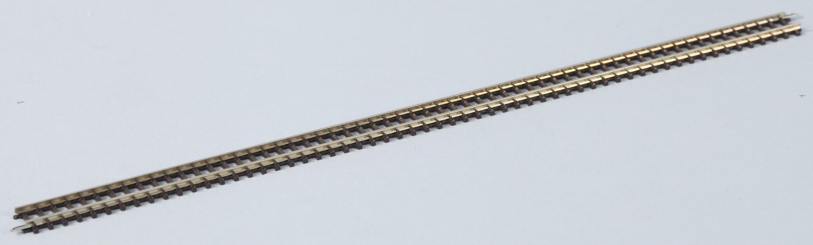 Marklin 8505 Z Scale Straight Track 8-3/16 Inches
