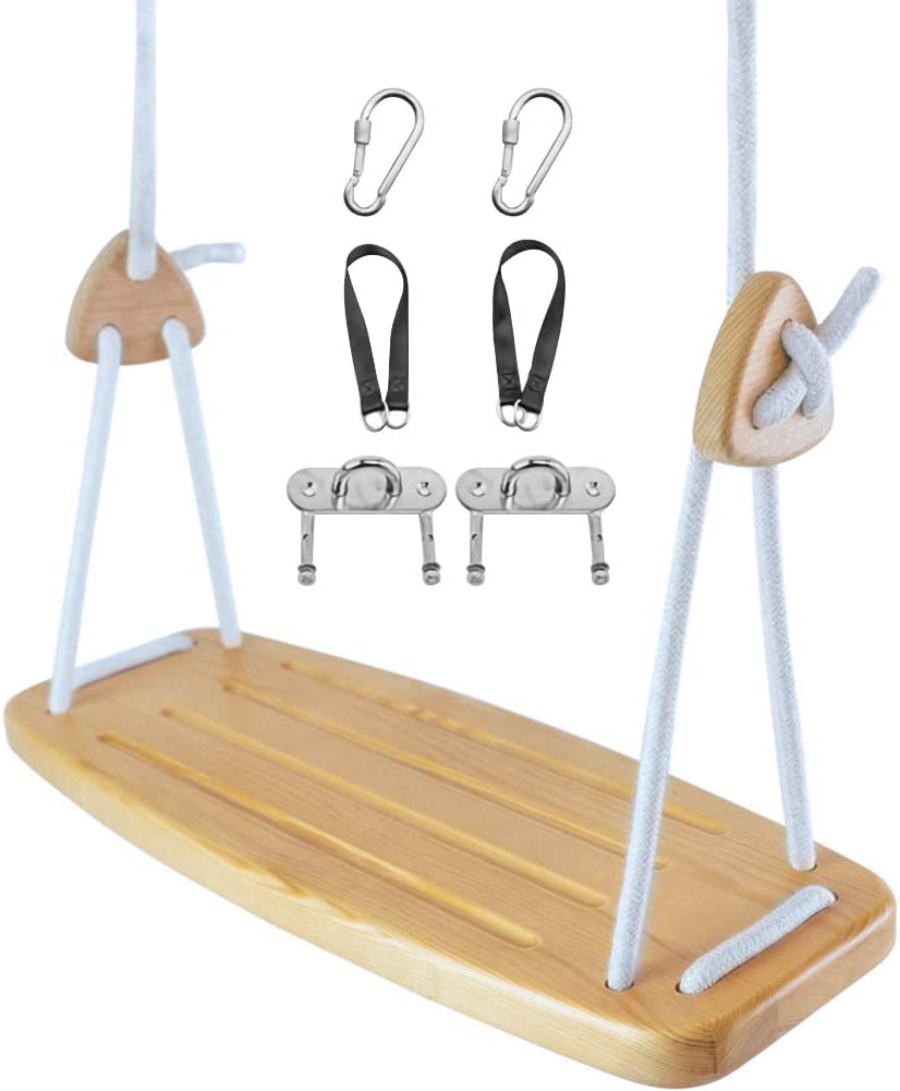 木製台座のブランコに取り付けられた特大4000mlオールドのボトル