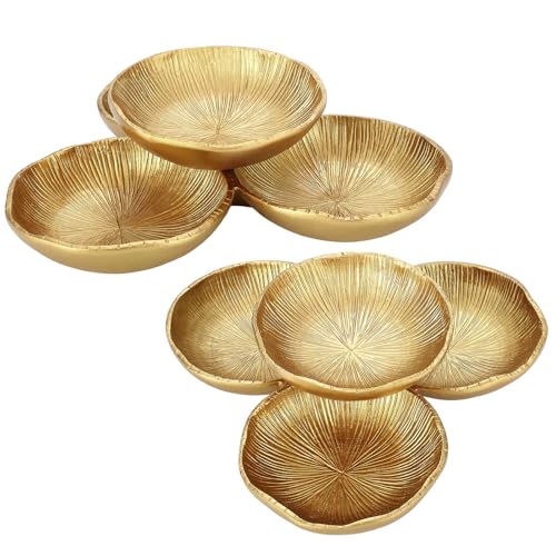 Yiyiring 2 Pack Cluster of 4 Serving Trays Small Rustic Gold Resin Bowls 10 Total Width Sculpted Shell Cluster Serving Tray for Kitchen Wedding Home Olives Chip Dip Nuts Appetizers Entertaining