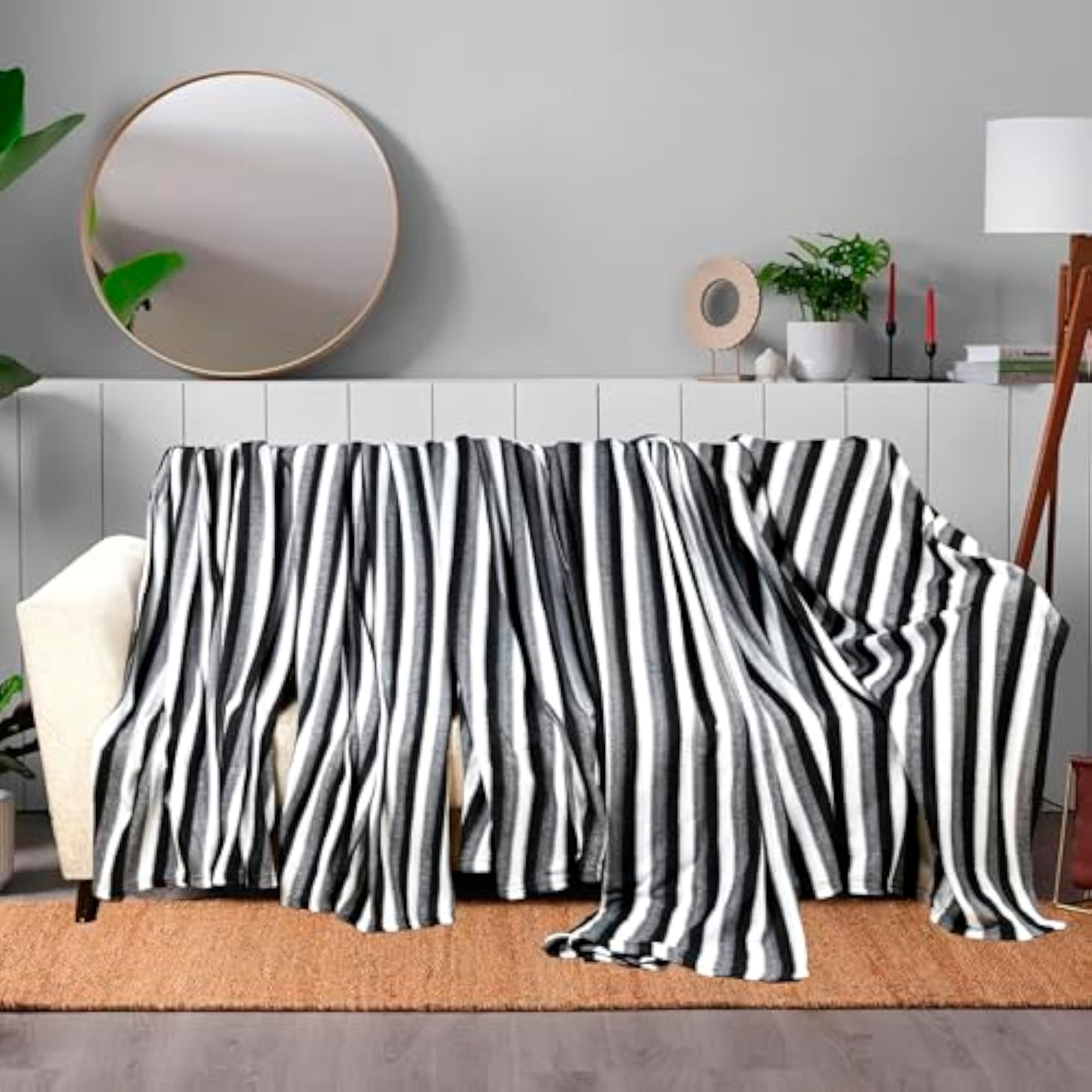 Stylish Polar Fleece Single Bed AC Fleece Wool Blanket