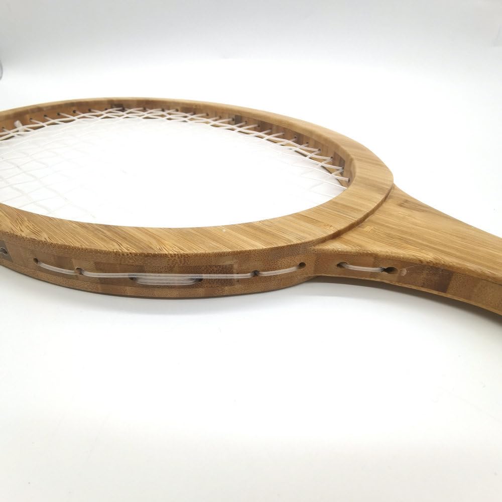 Raquette de tennis vintage en bois - France