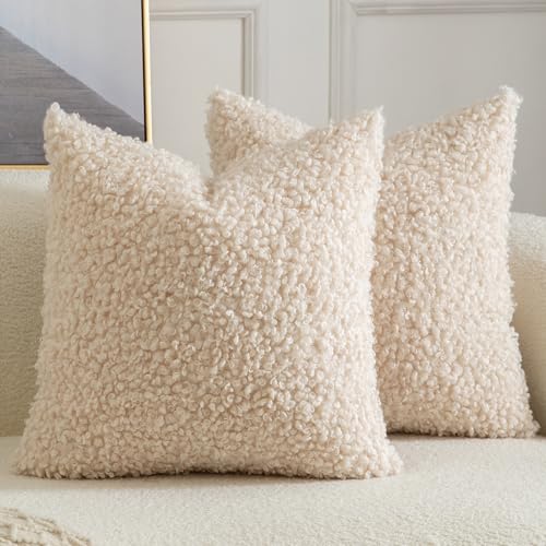 Yaertun Lot de 2 Housses de Coussin Décorative en Fausse Fourrure Taie d'oreiller en Sherpa Bouclé Douces et Duveteuses Coussin pour Canapé Sofa Lit et...