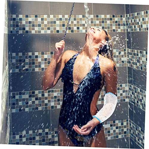 Manchon de douche pour coude imperméable et pratique après une opération