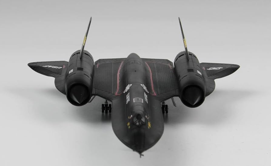 1/144スケール SR-71 ブラックバード 航空機モデル ロッキード戦略偵察 1/144スケール SR-71 ブラックバード 航空機モデル ロッキード戦略偵察
