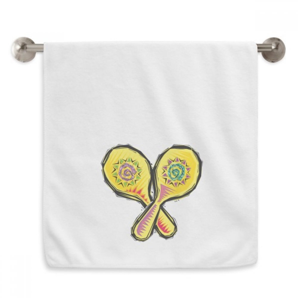 Serviette de toilette moelleuse blanche à motif culturel et diadème jaune
